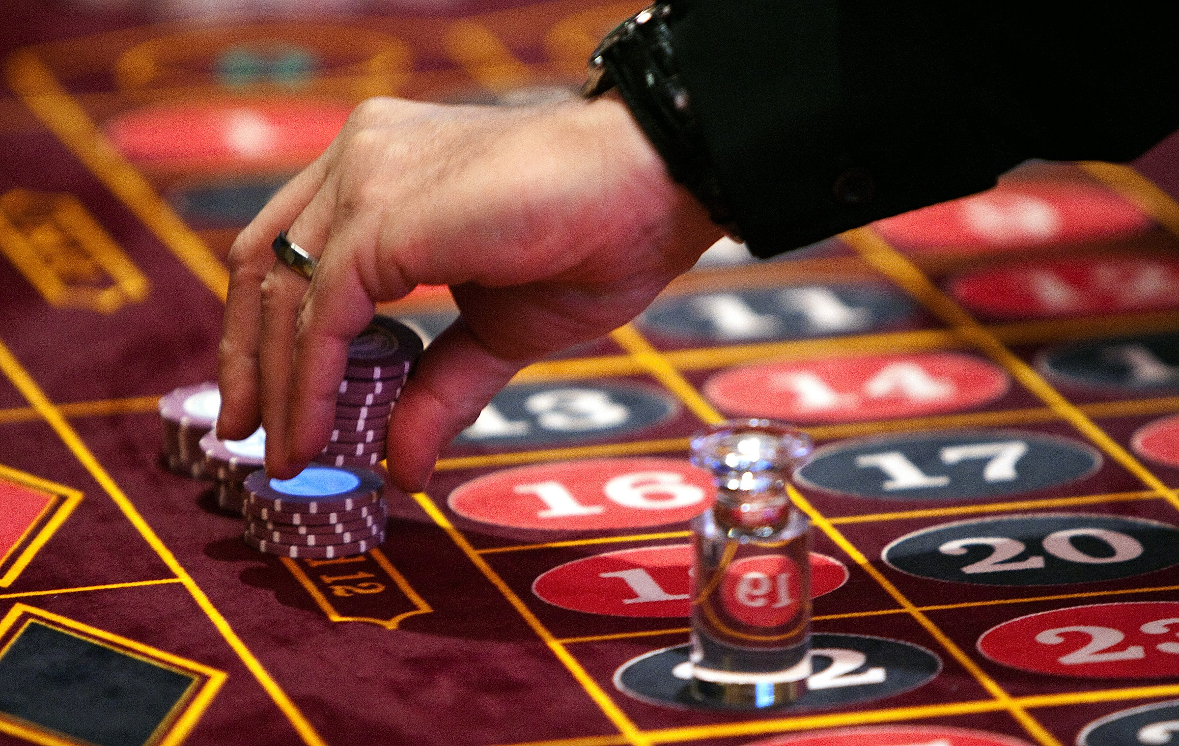 Легально ли играть в онлайн казино в россии топ казино в россии десятка лучших