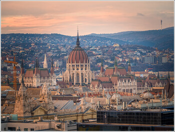 Консульство Венгрии ввело ограничения на выдачу виз туристам из РФ