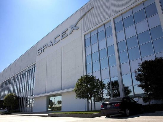 SpaceX запустит программы по переработке углекислого газа в топливо