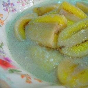 Бананы в кокосовом соусе в пароварке